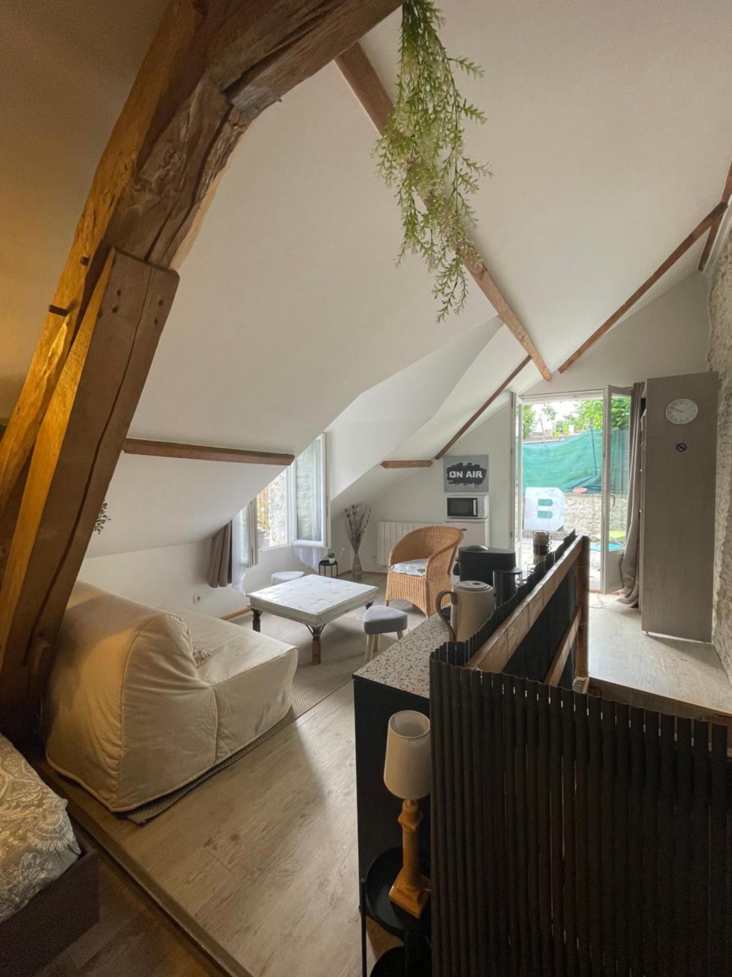 Maison Bleue Beynes  エクステリア 写真